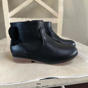 Girls Cat & Jack Boots